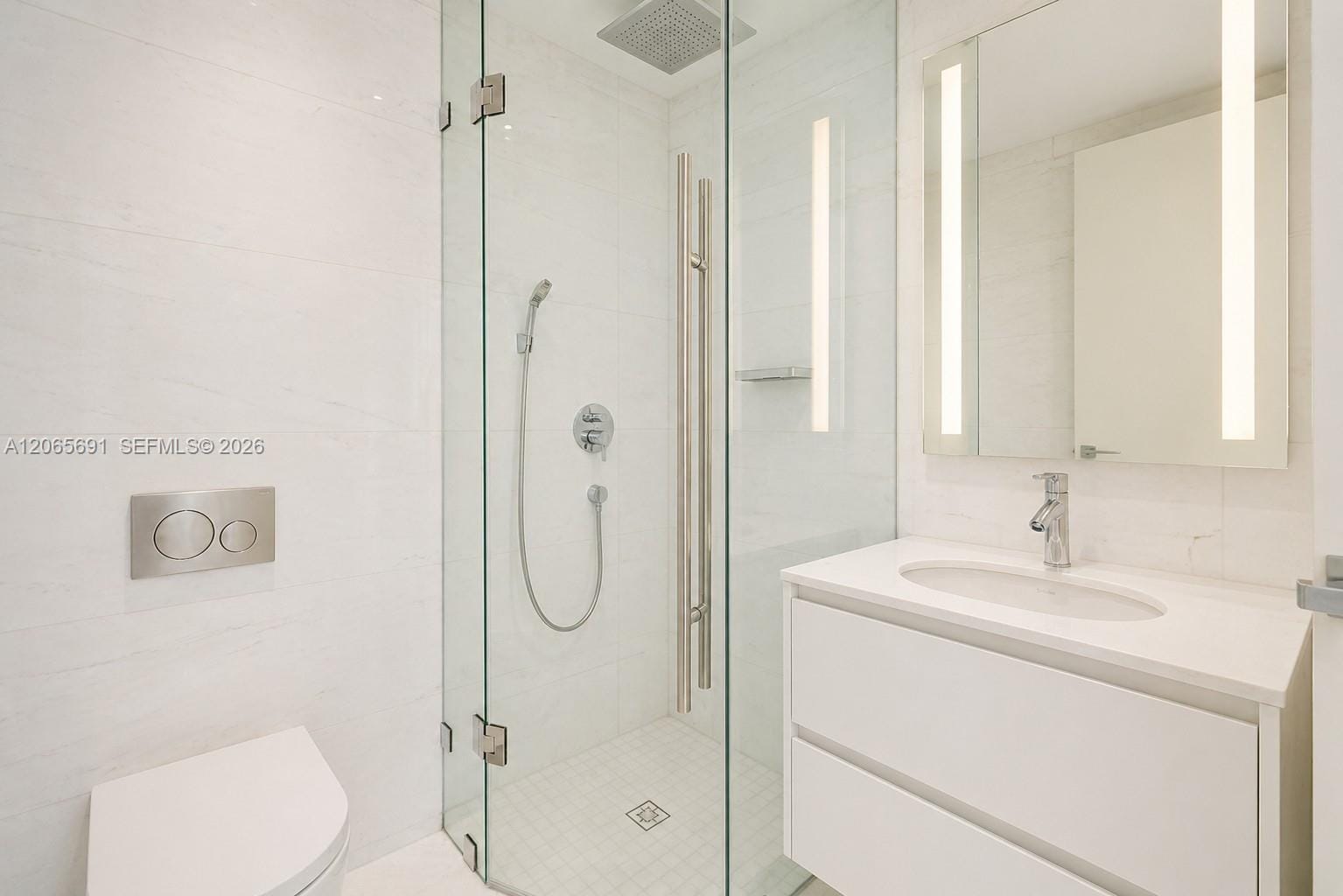 300 Biscayne Boulevard Way 4201E, Miami, FL 33131 photo 24
