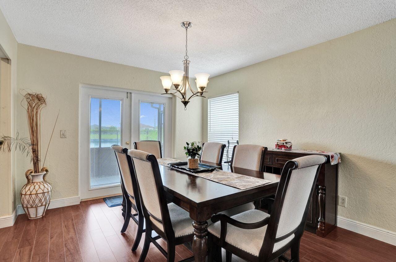 4737 Grapevine Way, Davie, FL 33331 photo 21