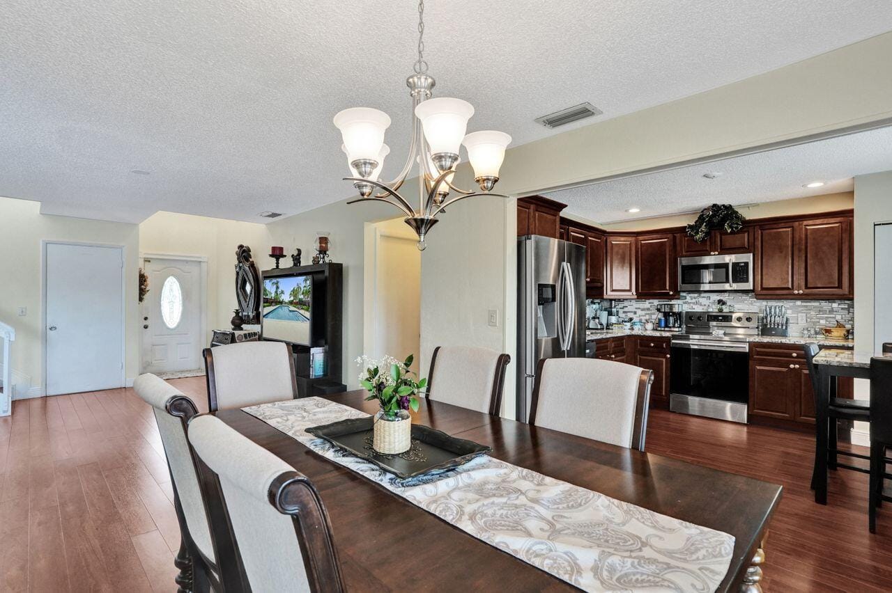 4737 Grapevine Way, Davie, FL 33331 photo 22