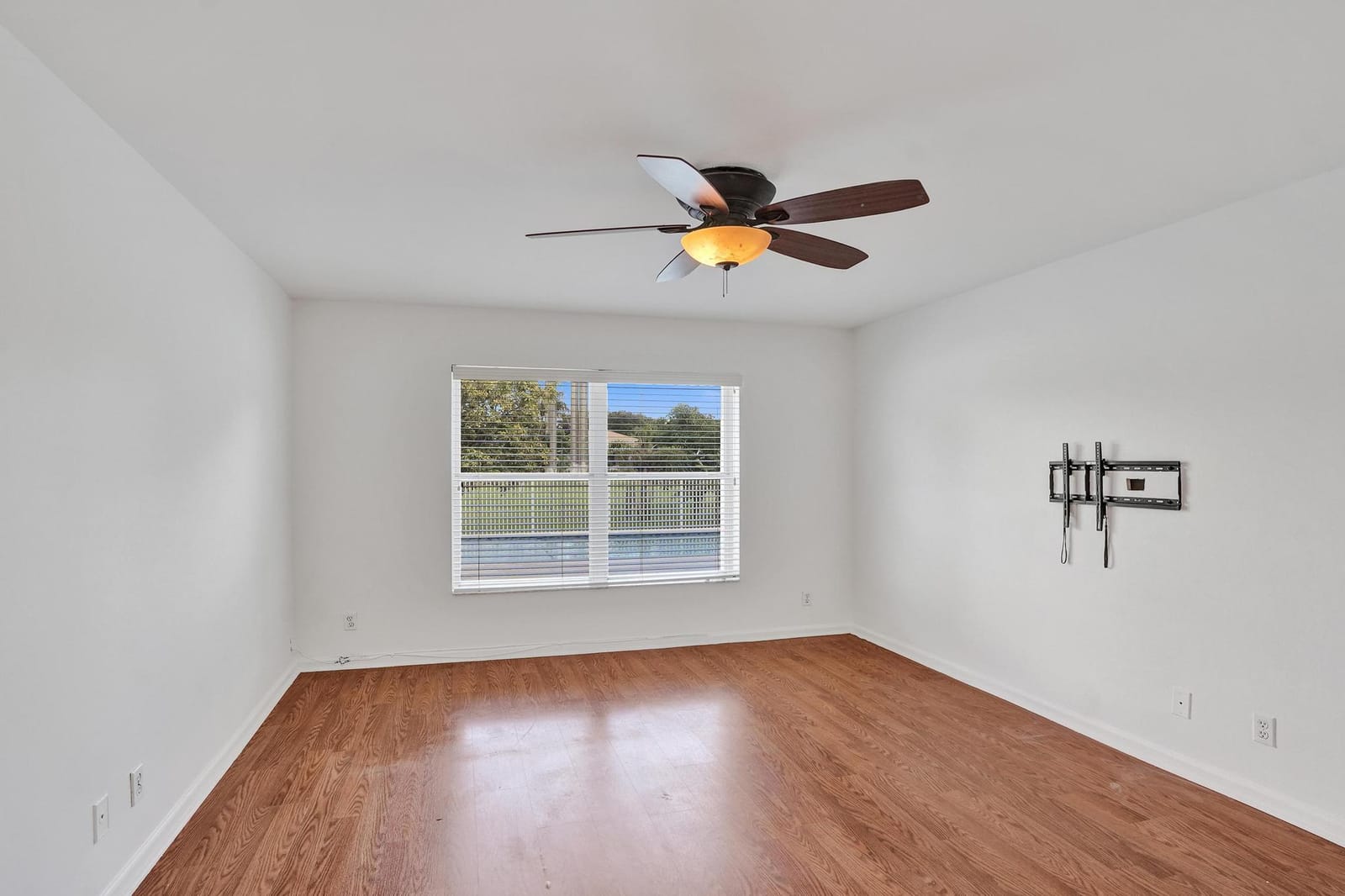 10729 EDINBURGH Street, Cooper City, FL 33026 photo 15