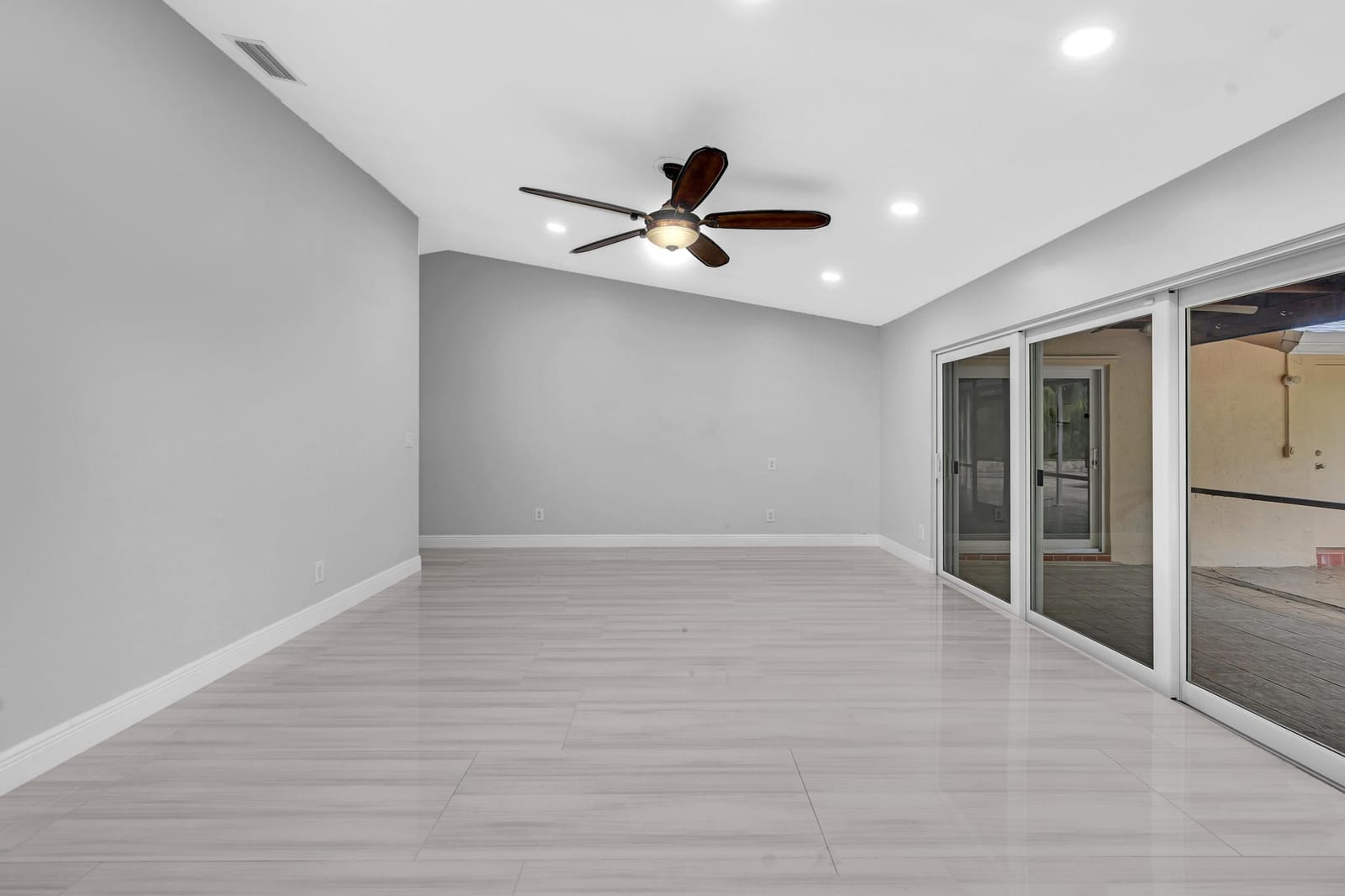 3947 NW 22ND Street — photo 3