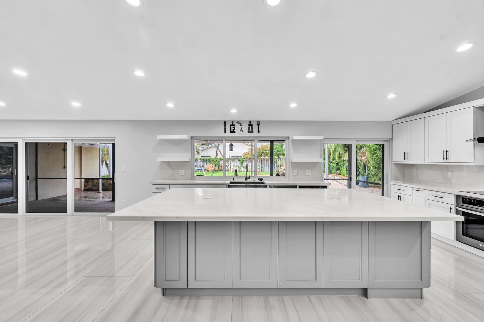 3947 NW 22ND Street — photo 6
