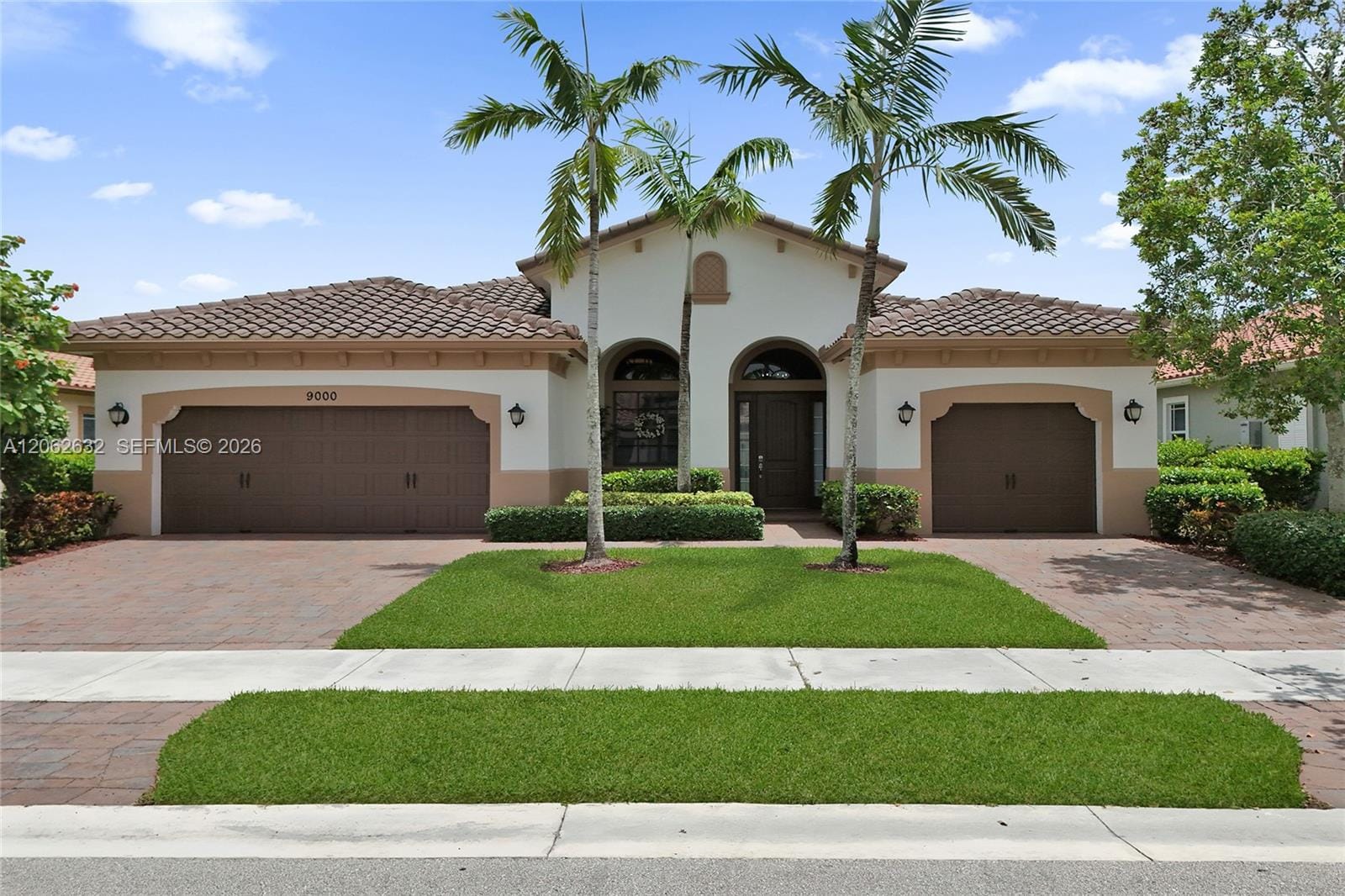 9000 Lakeview Place — photo 4