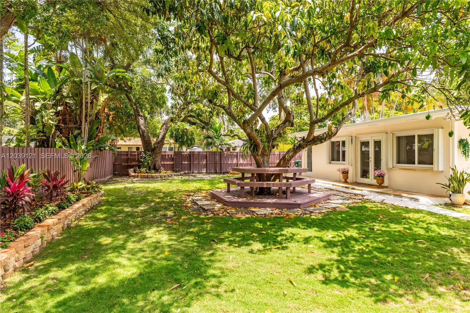 8920 NE 9th Court — photo 3