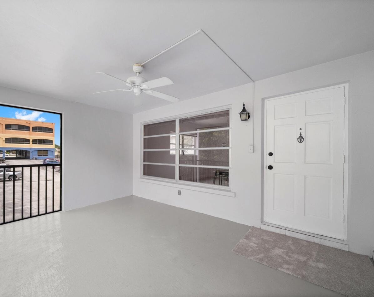 651 PINE Drive 201 — photo 3