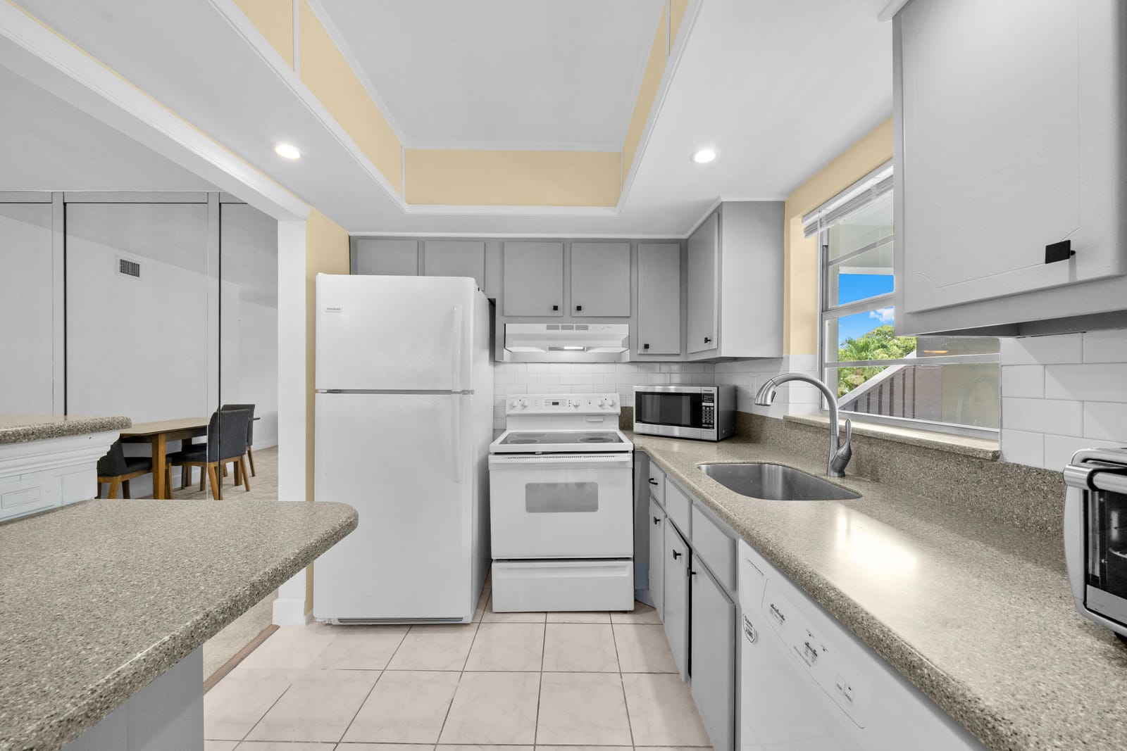 651 PINE Drive 201 — photo 10