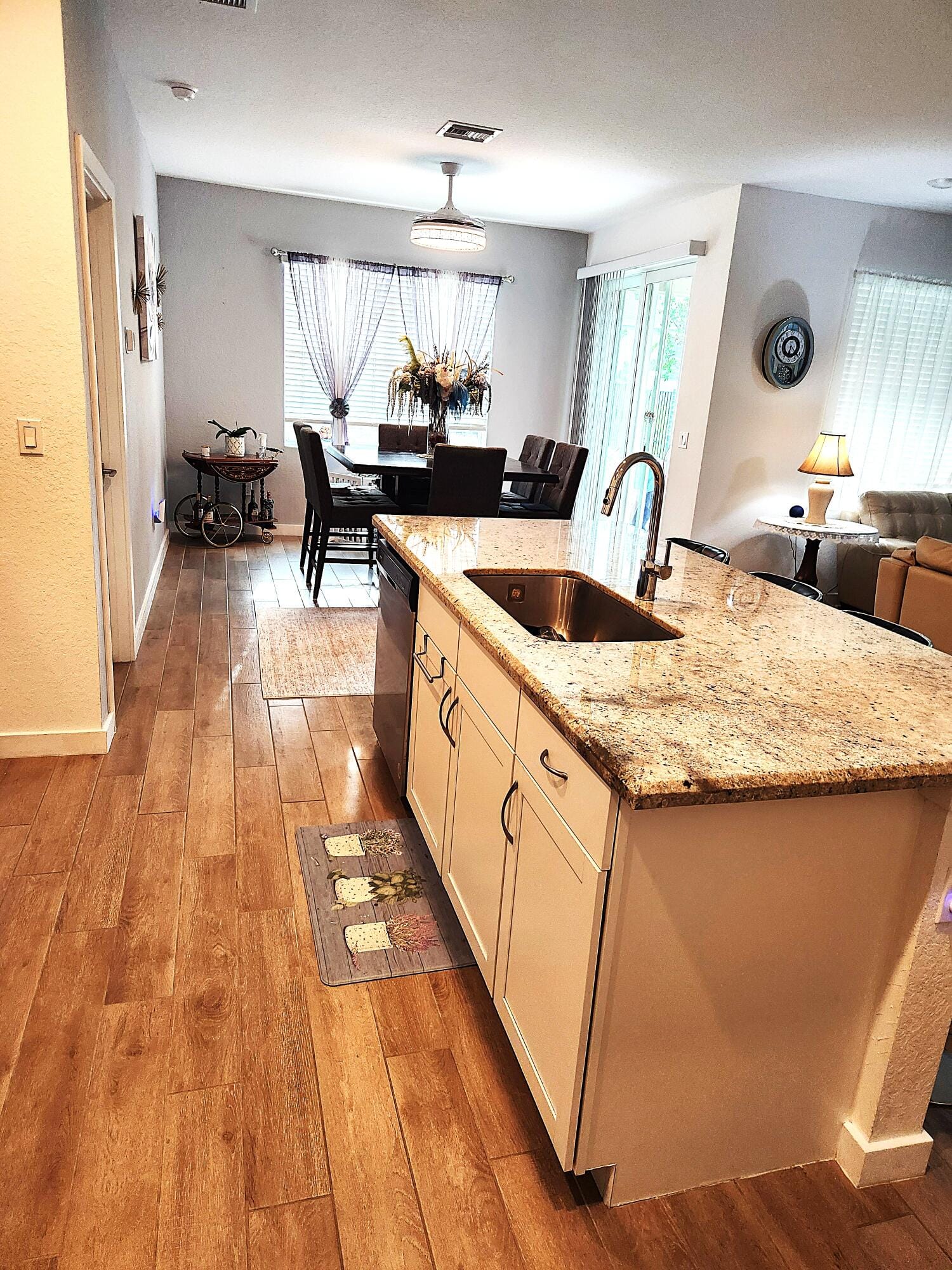 2841 NE BREEZEWAY Circle, Jensen Beach, FL 34957 photo 9
