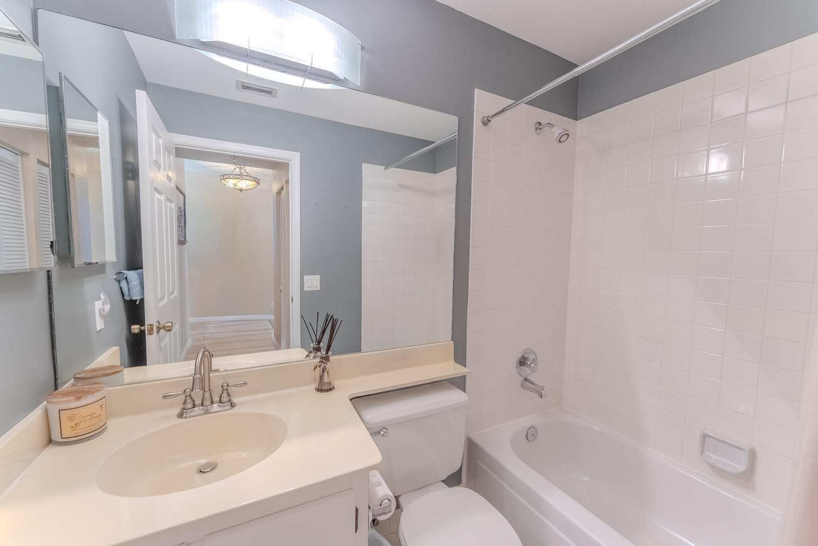10527 NW 10TH Street B-130 — photo 11
