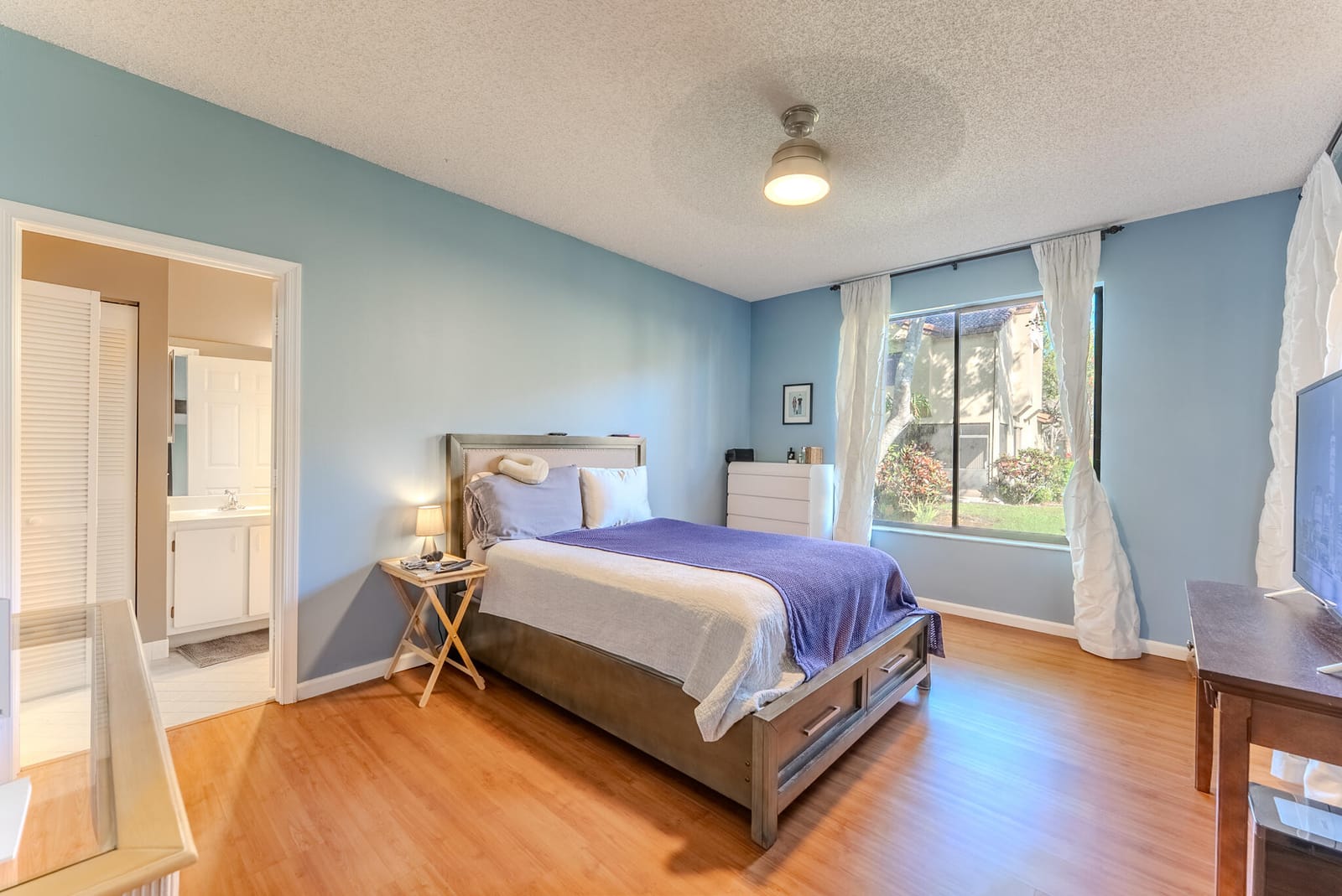 10527 NW 10TH Street B-130 — photo 7