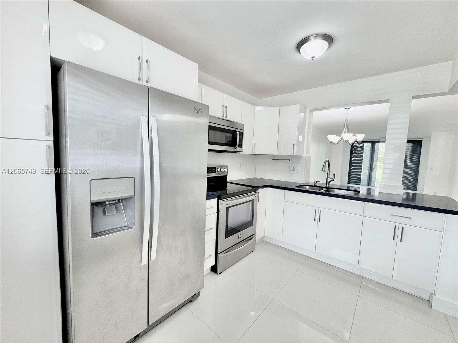 7840 NW 50th Street 102 — photo 3