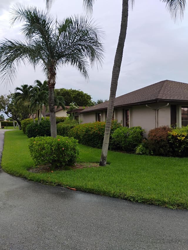 6265 American Azalea Lane, Greenacres, FL 33463