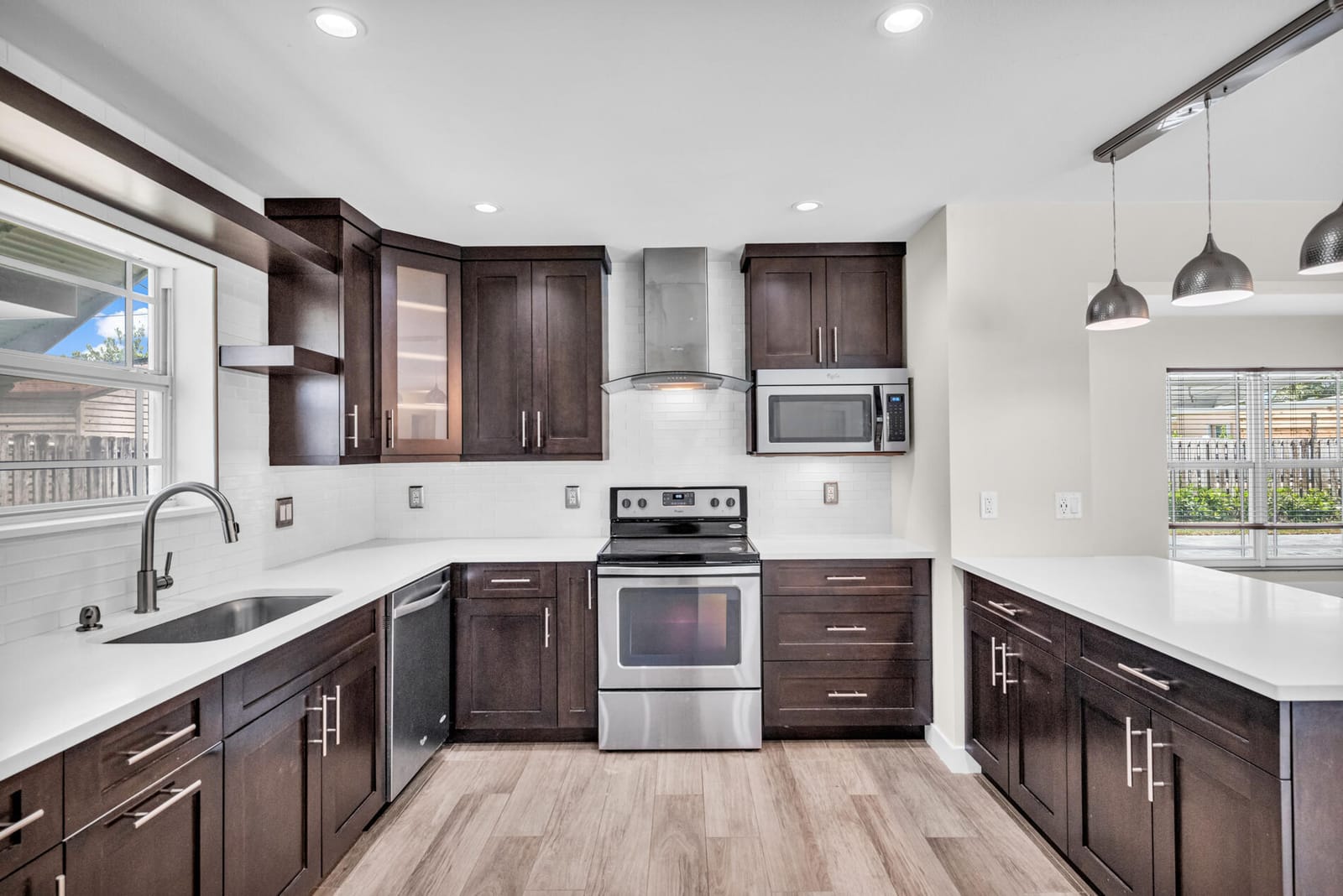 921 SE 15th Court — photo 12