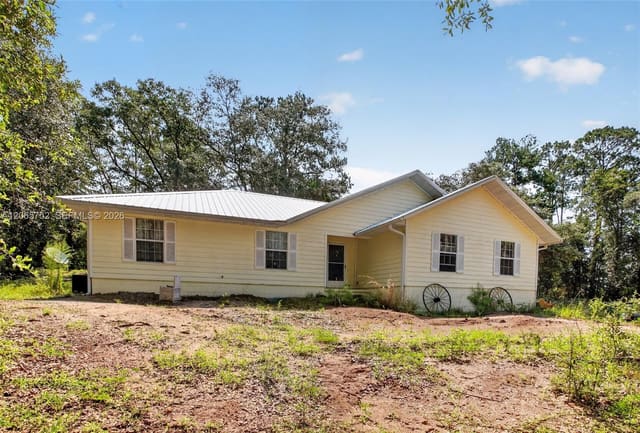 119 Ramsey Drive, Paran Lake Hills, Melrose, FL