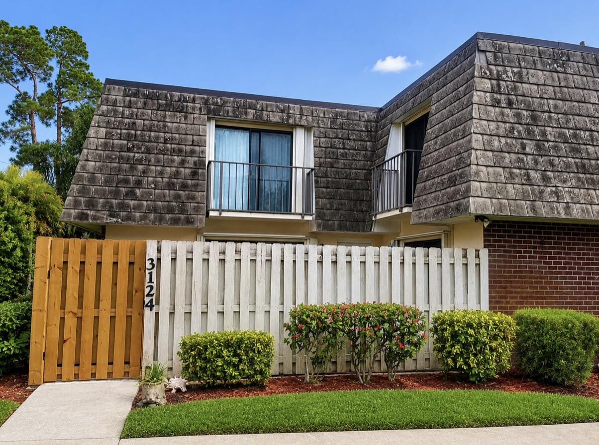 3124 SE Brook Street, Stuart, FL 34997