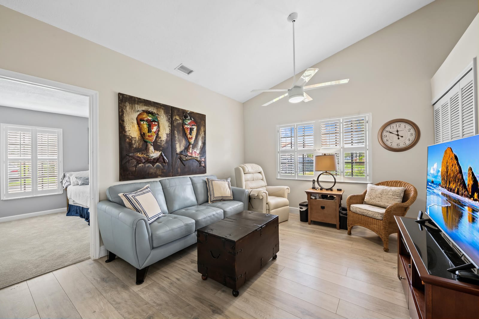8209 WATERLINE Drive — photo 9