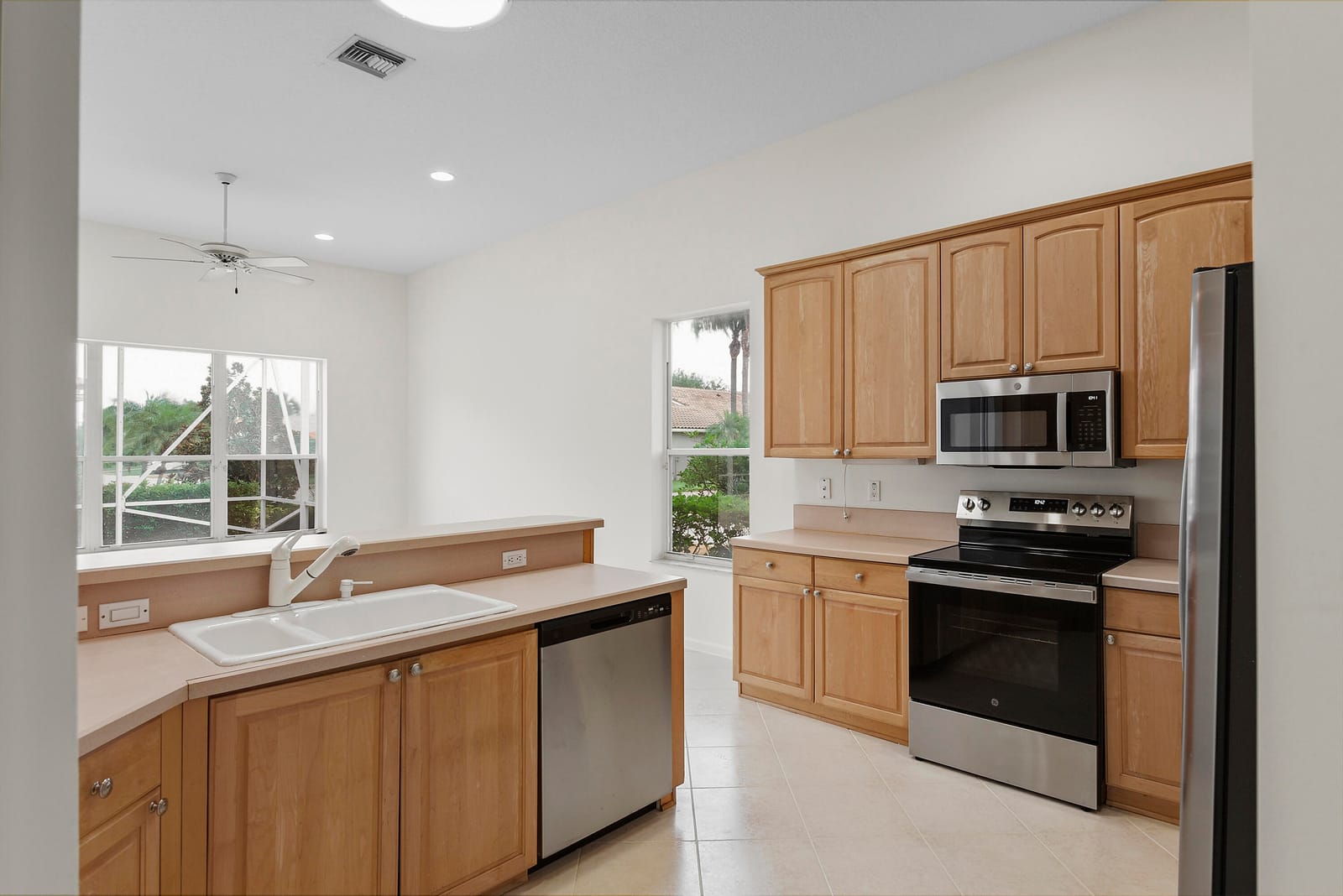 9069 Terni Lane — photo 10