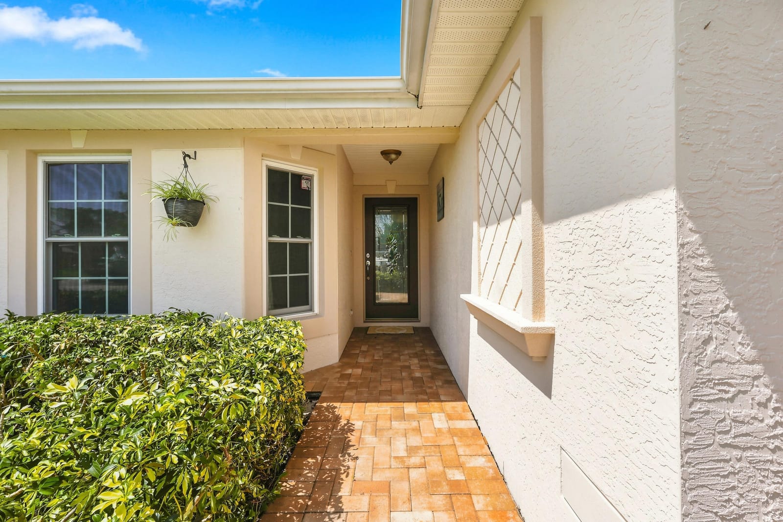 381 NE Surfside Avenue — photo 11