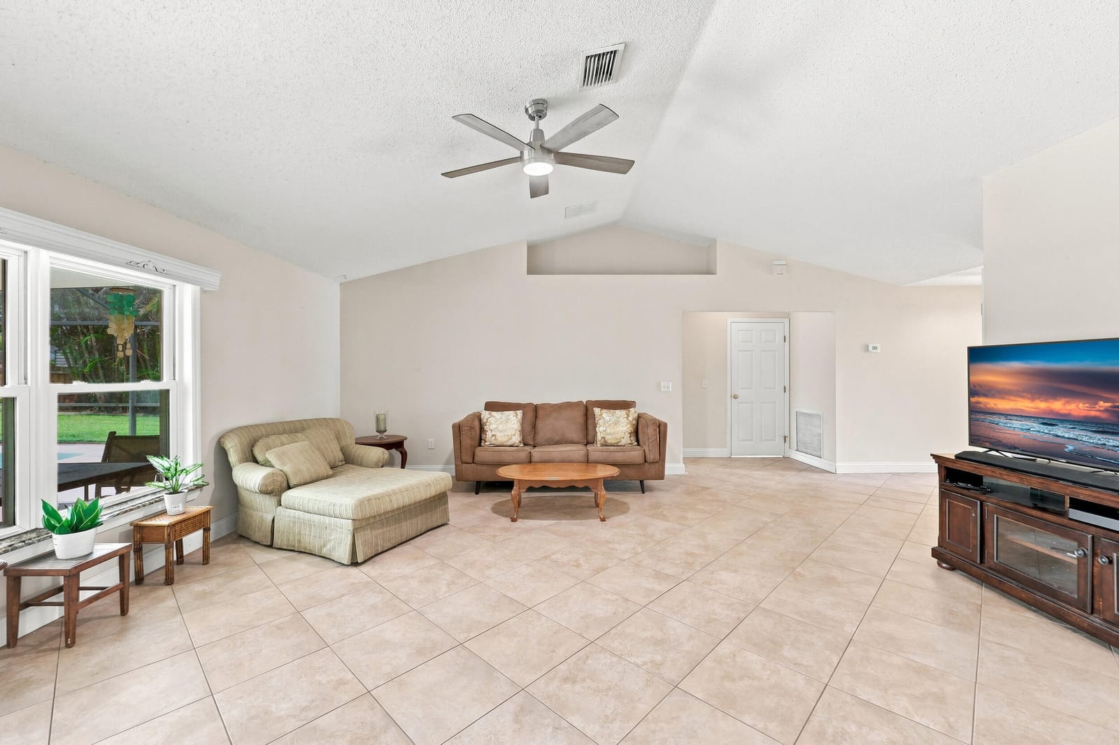 381 NE Surfside Avenue, Port St. Lucie, FL 34983 photo 13
