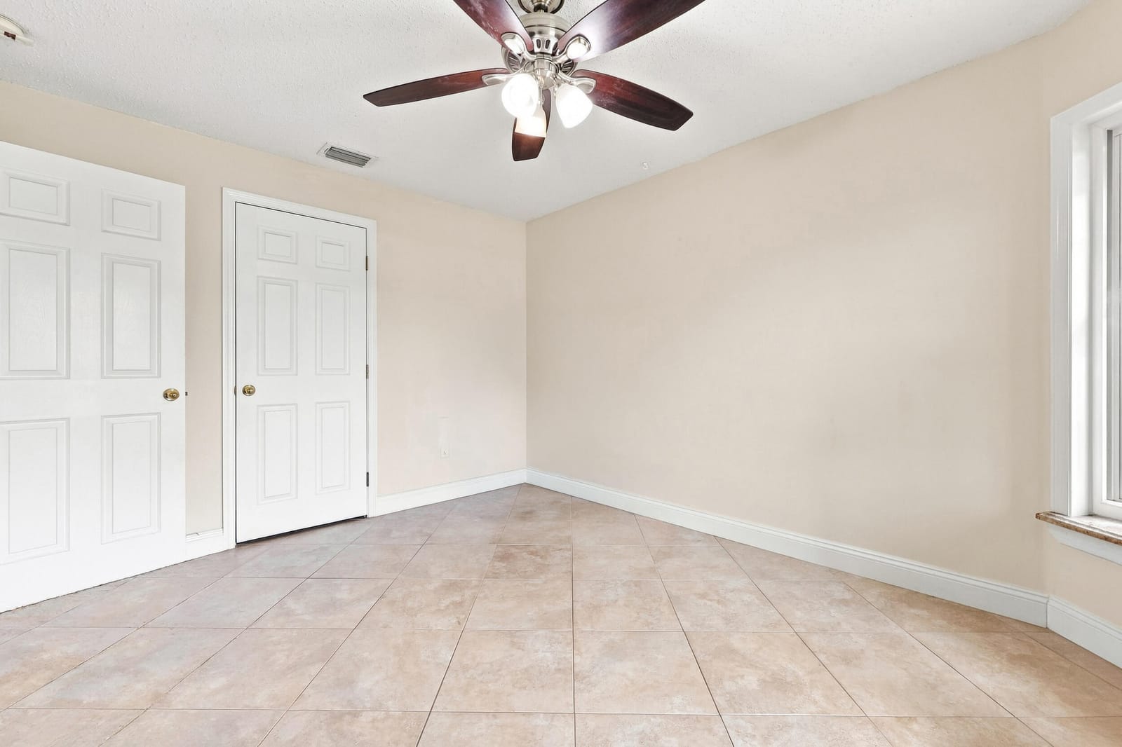 381 NE Surfside Avenue, Port St. Lucie, FL 34983 photo 24