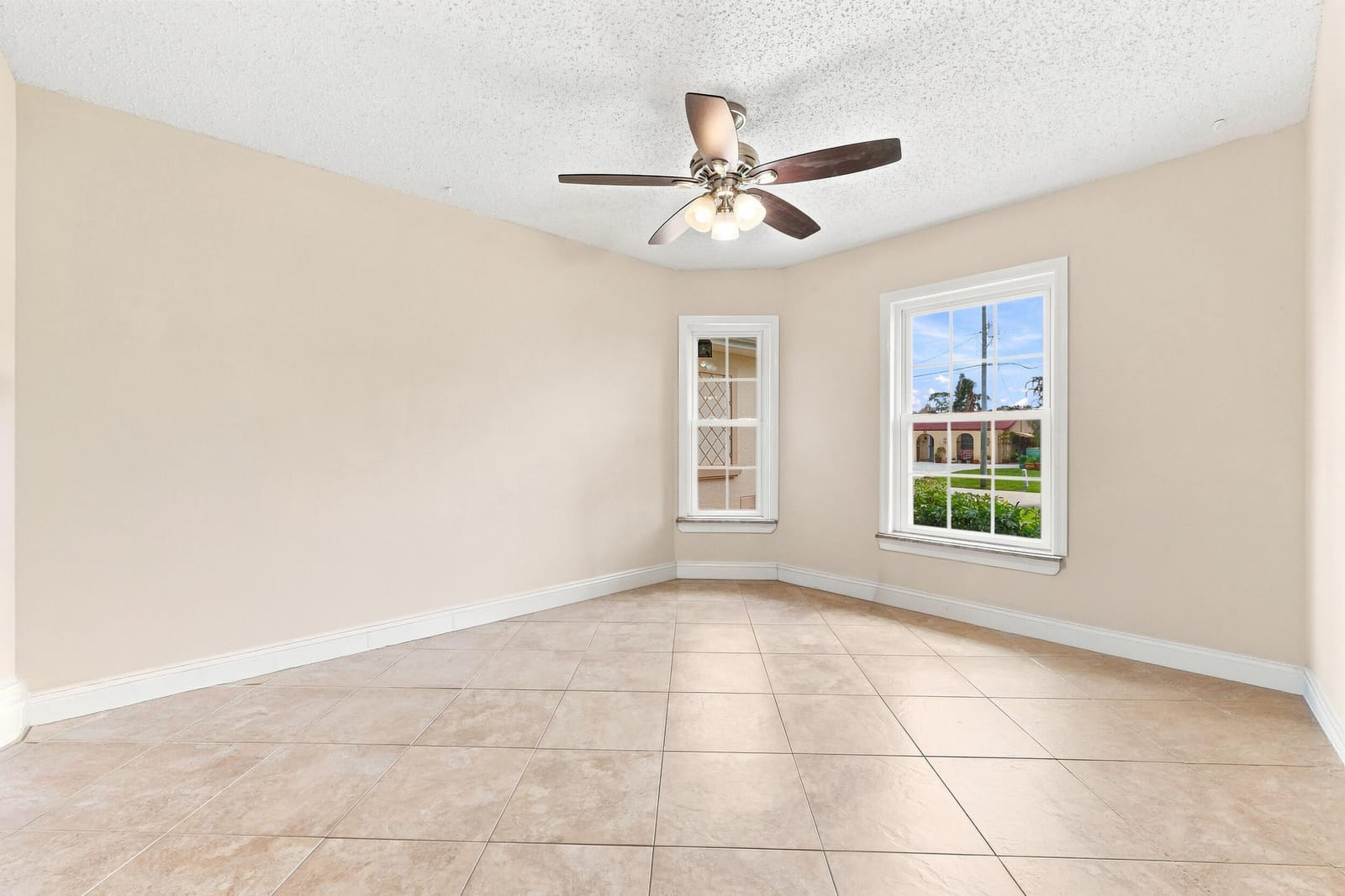 381 NE Surfside Avenue, Port St. Lucie, FL 34983 photo 25
