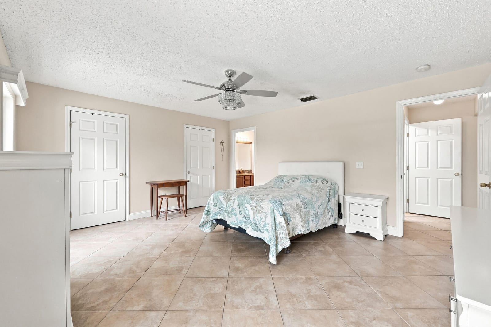 381 NE Surfside Avenue, Port St. Lucie, FL 34983 photo 29