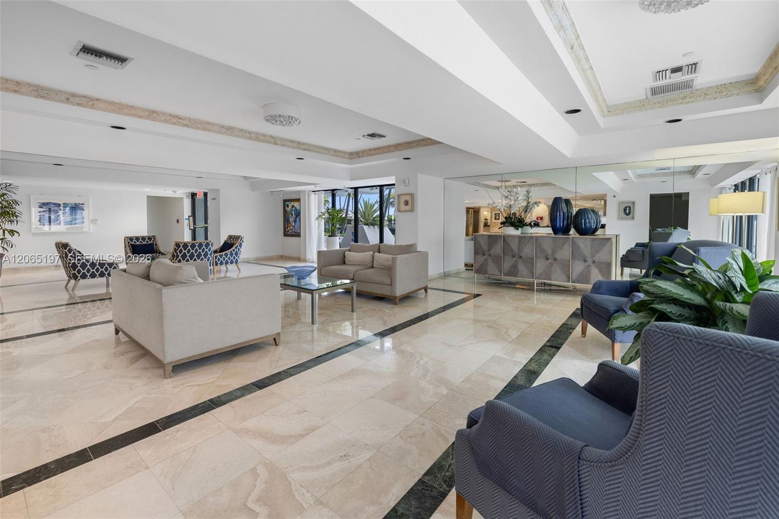 2625 Collins Avenue 402 — photo 5