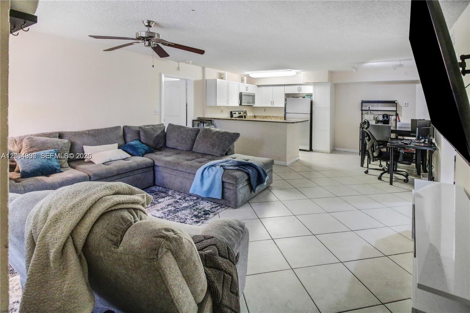 831 Lyons Road 23101 — photo 3