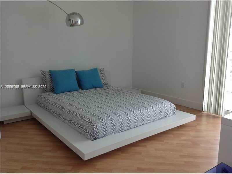 350 NE 24th Street 1108 — photo 5