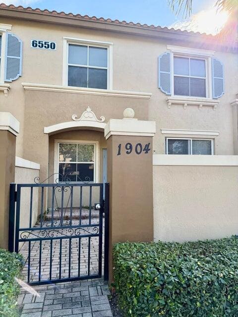 6550 MORGAN HILL 1904, sold in Links At Emerald Dunes Condo, West Palm Beach, FL