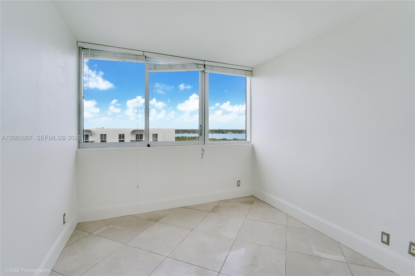 7929 West Drive 1001 — photo 10