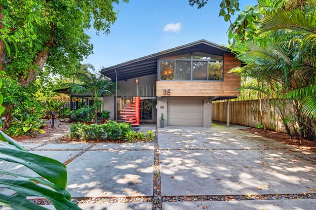 118 NE 16th Place, sold in ZIP 33305, Wilton Manors, FL