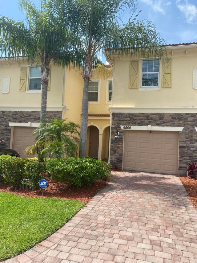 9550 SW PURPLE MARTIN Way, Stuart, FL 34997