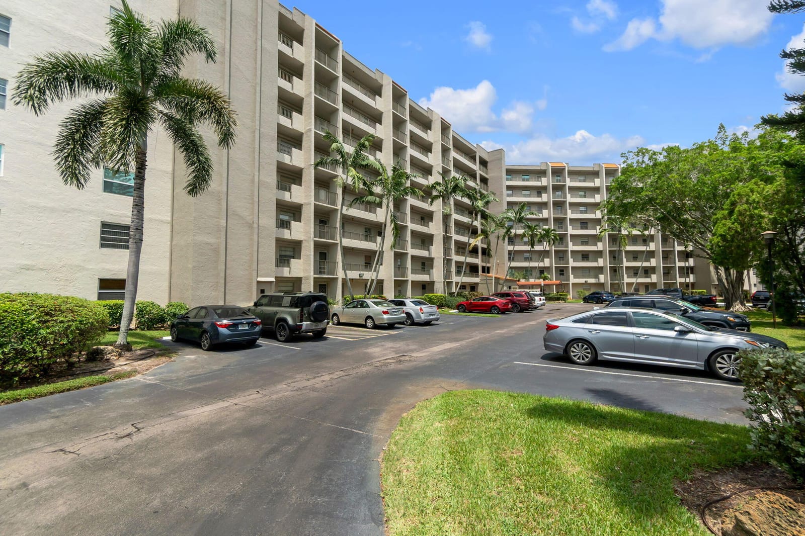3940 INVERRARY Boulevard 803-A, Lauderhill, FL 33319 photo 26