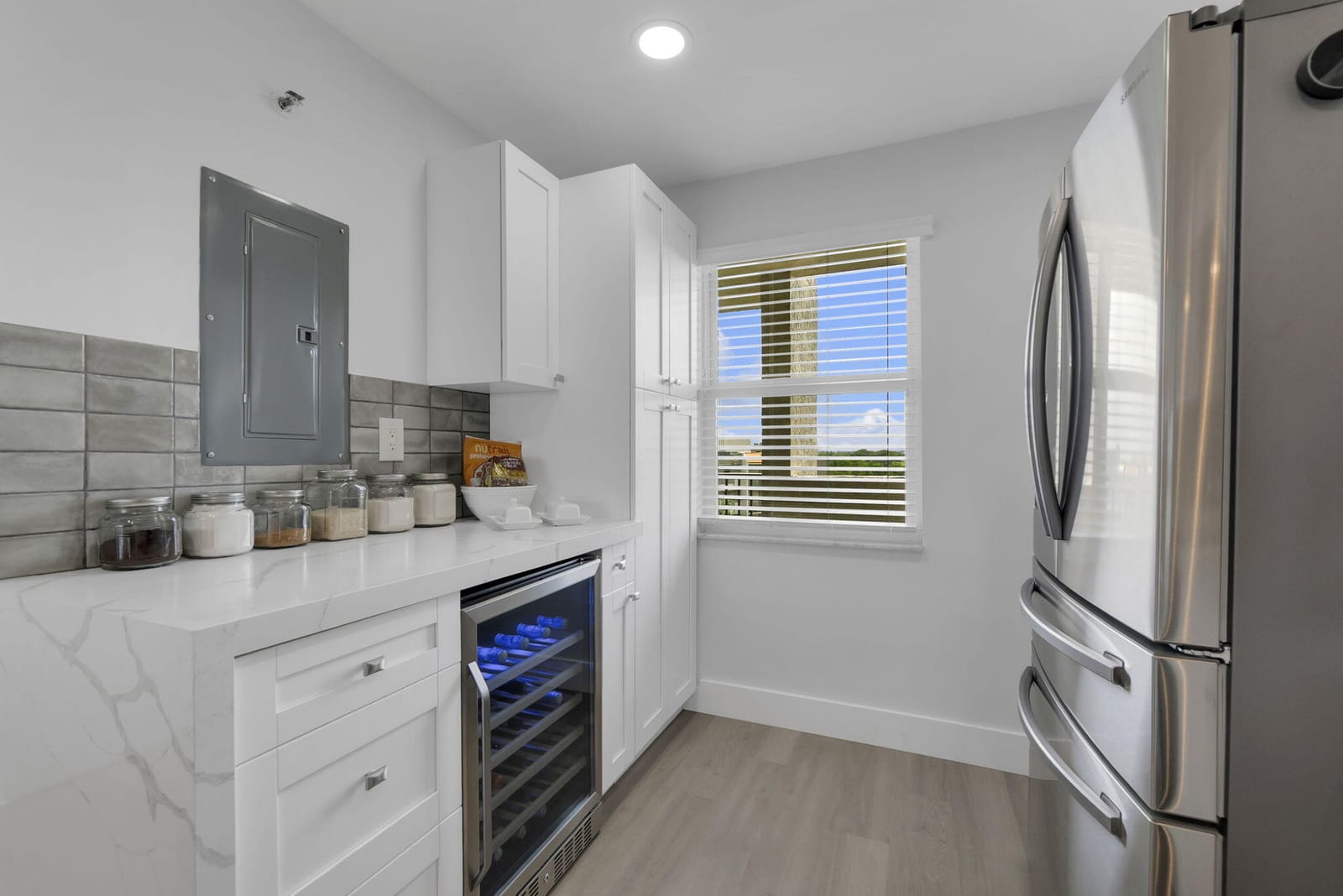 3940 INVERRARY Boulevard 803-A — photo 6