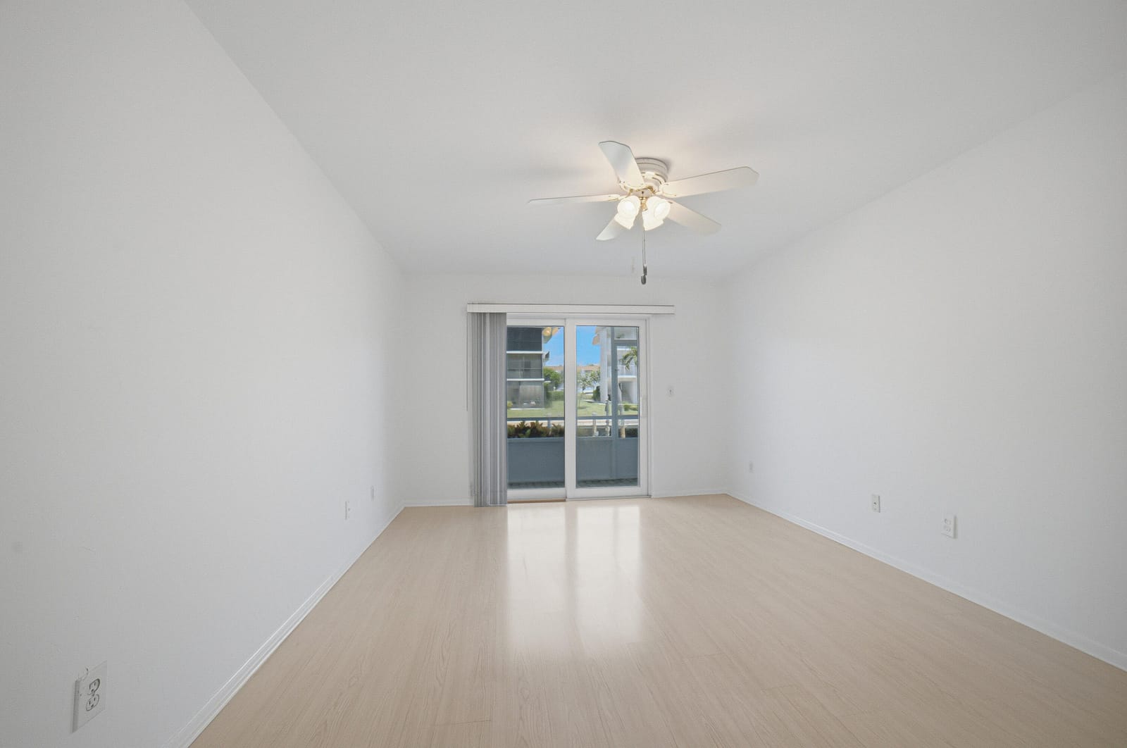 111 Doolen Court 110, North Palm Beach, FL 33408 photo 13