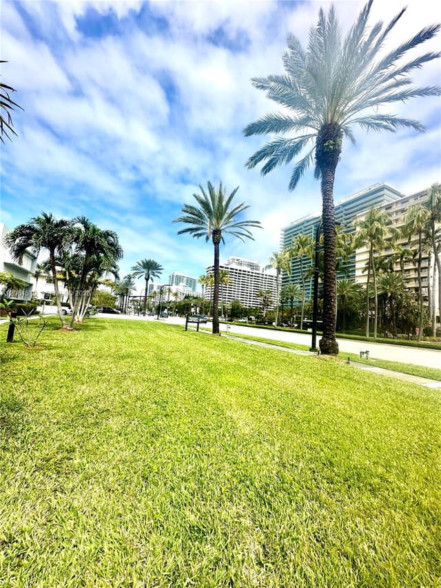 10178 Collins Avenue 205, Bal Harbour, FL 33154