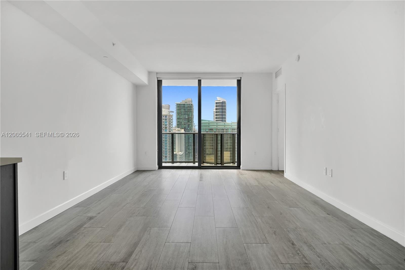 55 SW 9th Street 3504 — photo 11
