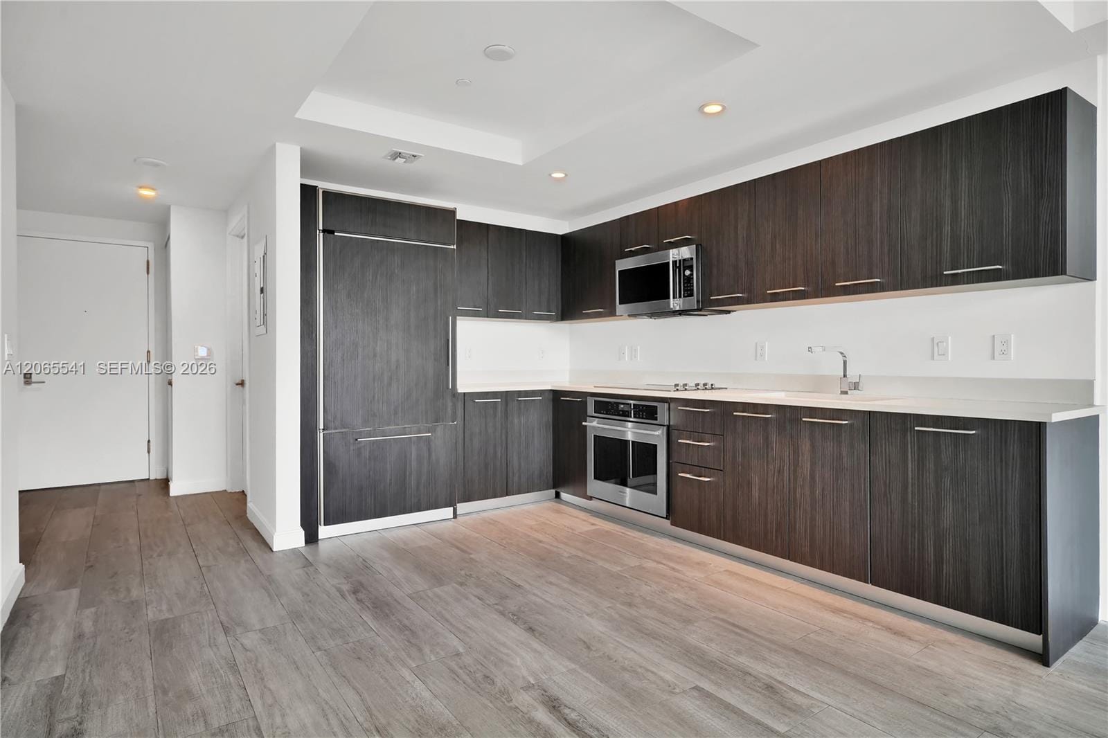 55 SW 9th Street 3504 — photo 7