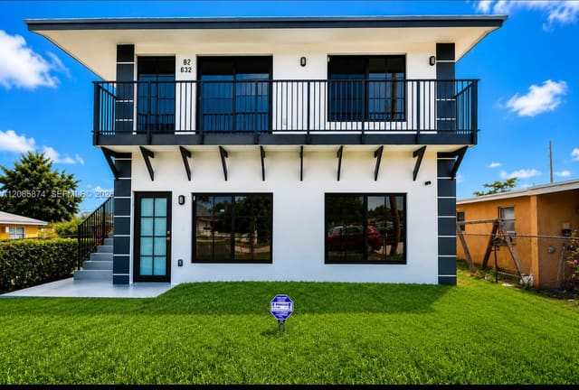 634 SW 7th Street, Homestead, FL 33030