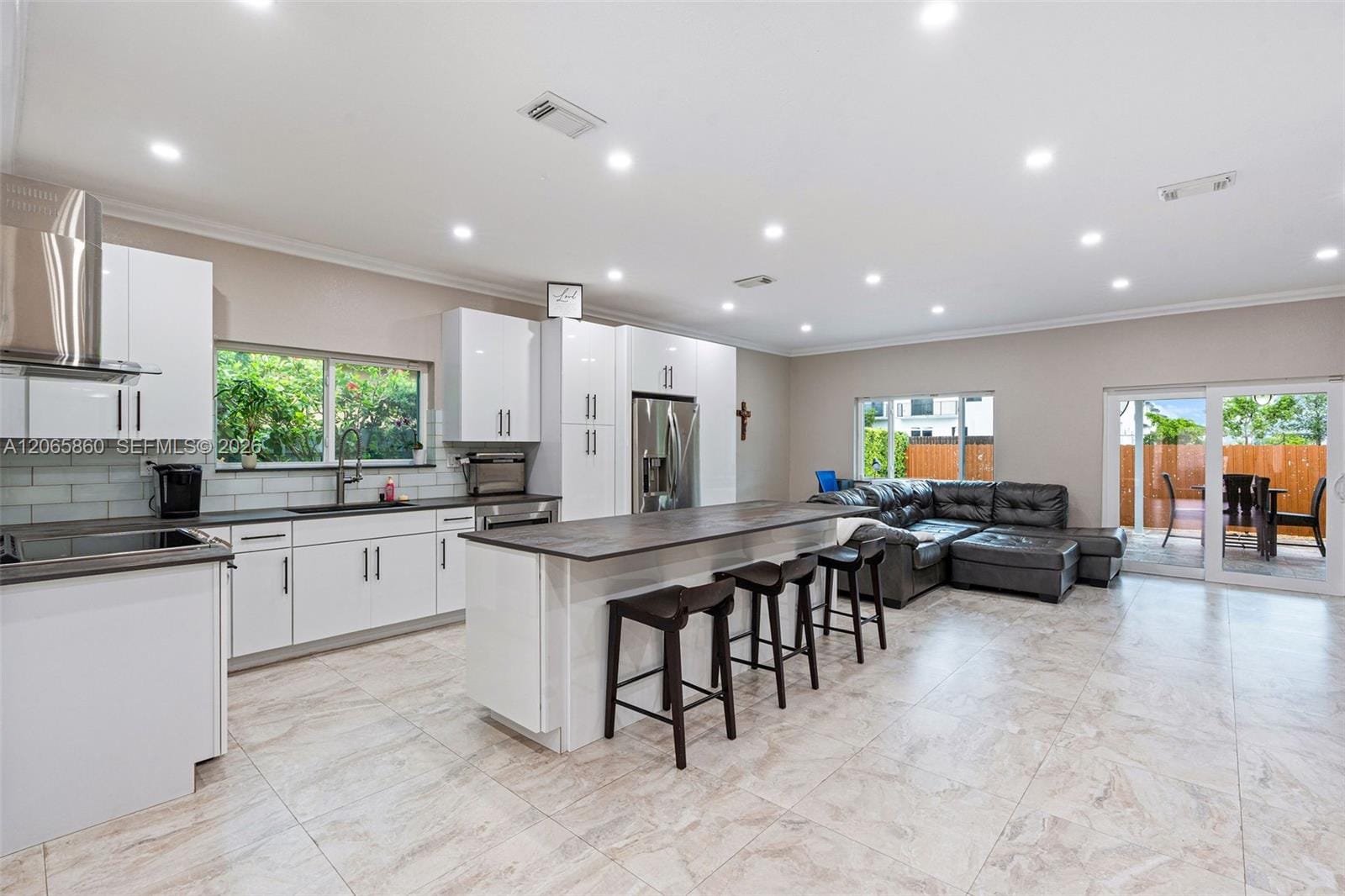 15717 SW 138th Terrace — photo 3