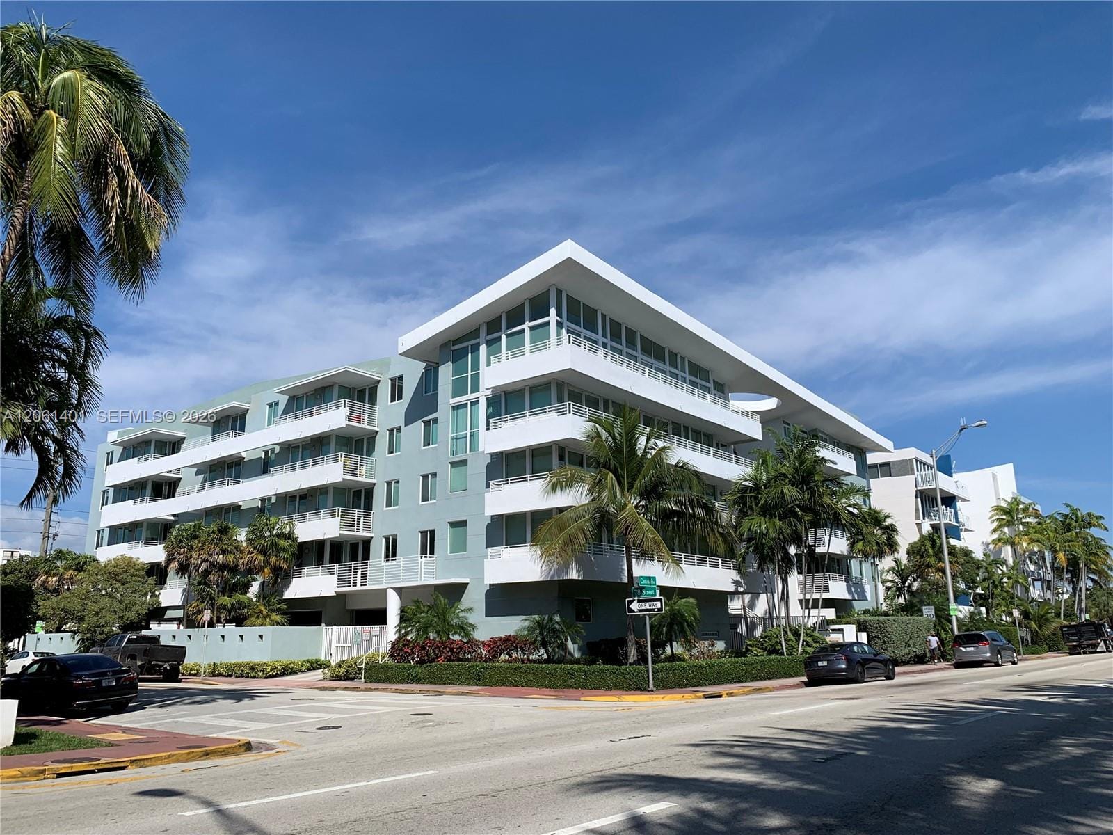 7800 Collins Avenue 309, Miami Beach, FL 33141