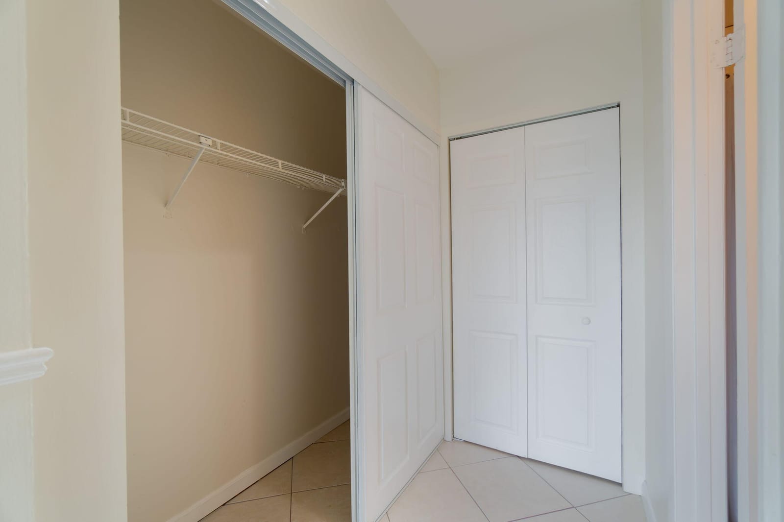 1530 Shaker Circle — photo 9