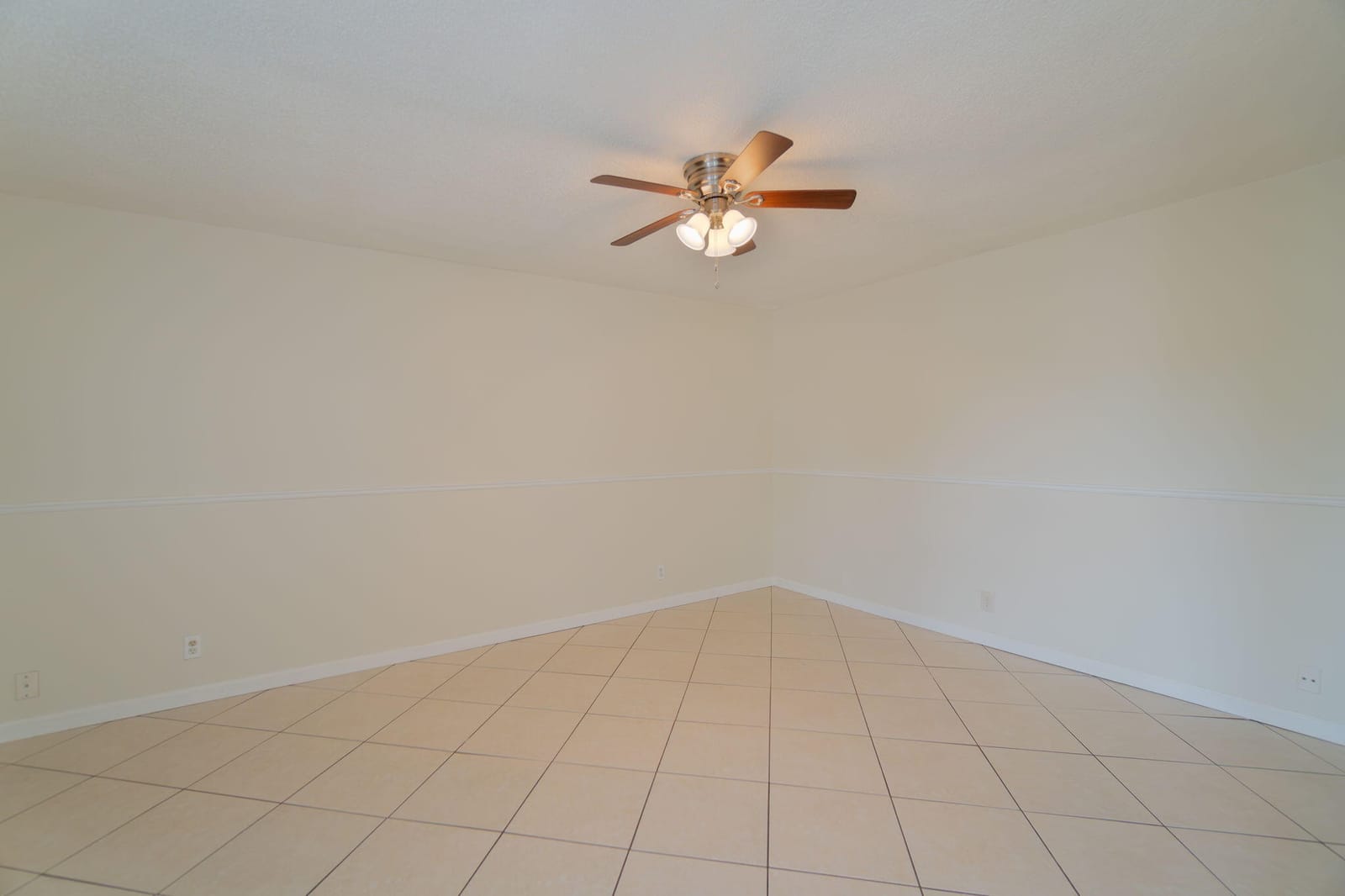 1530 Shaker Circle — photo 11