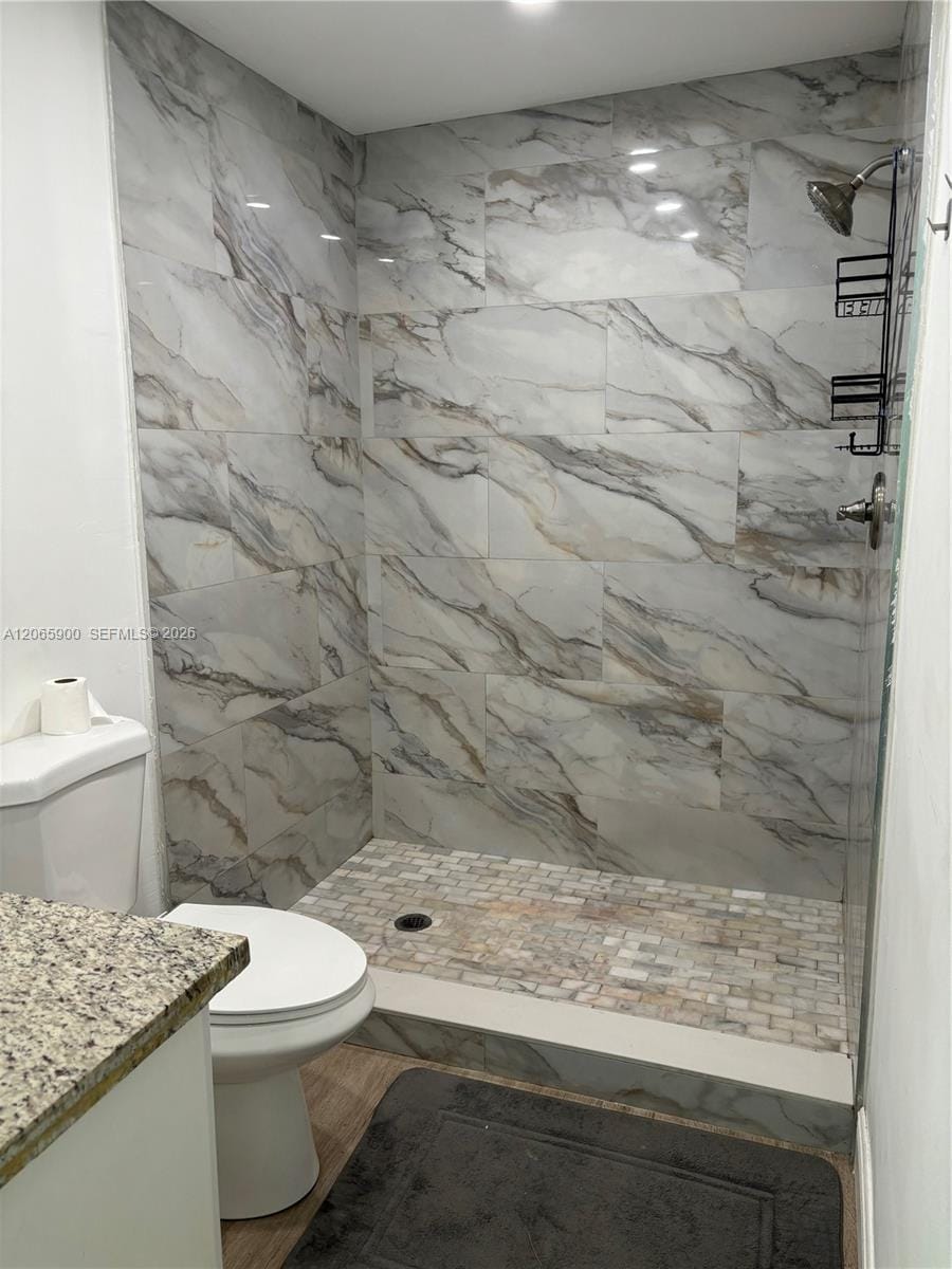 15050 Pierce Street 1 — photo 2