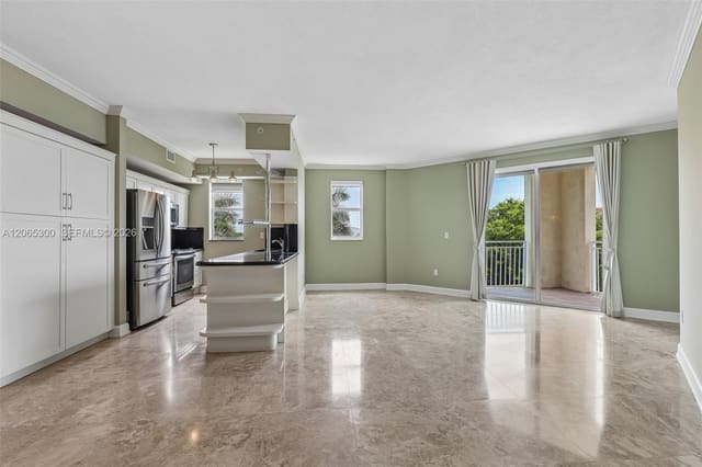 7265 SW 89th Street A314, Miami, FL 33156