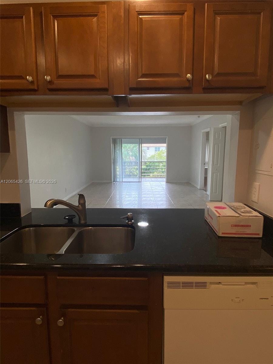 4291 NW 9th Avenue 202 — photo 7
