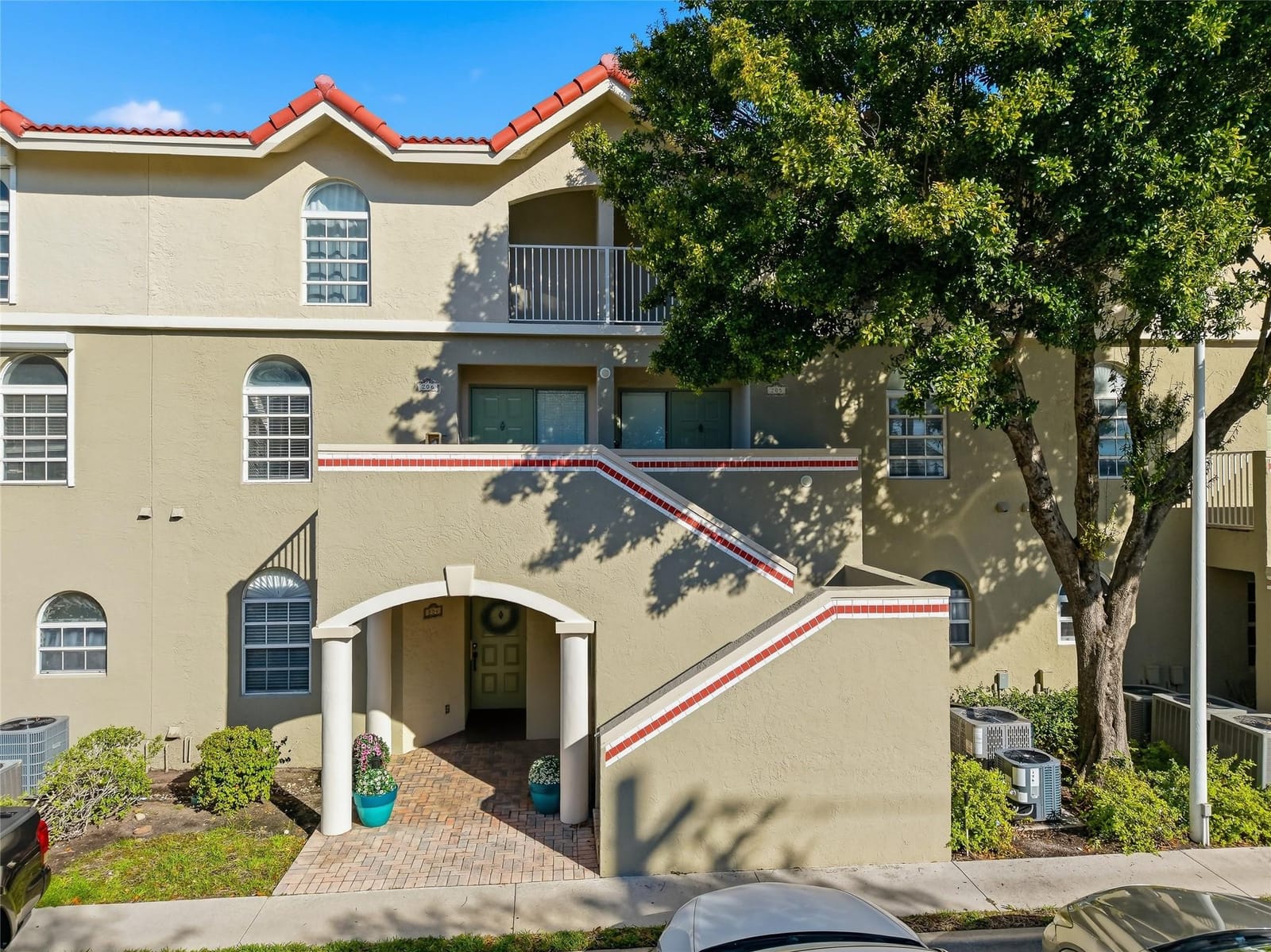 2381 NE 14th Street Causeway 206, Pompano Beach, FL 33062