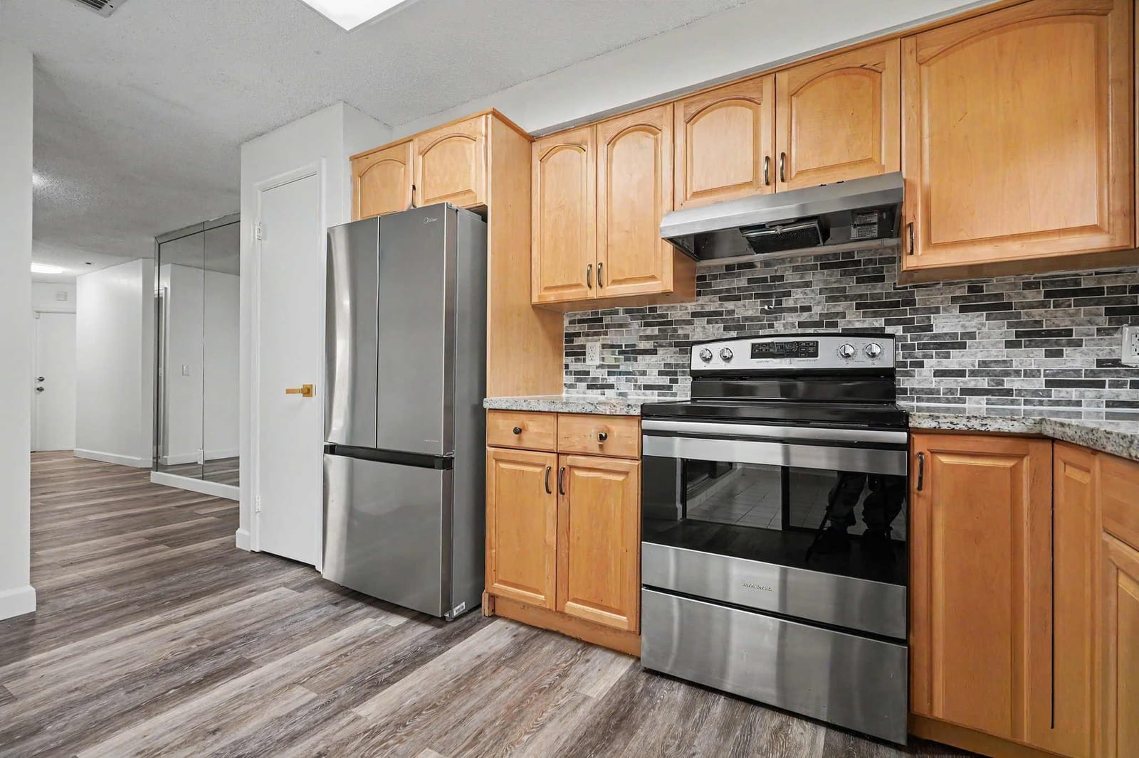 3405 EMERALD OAKS Drive 207, Hollywood, FL 33021 photo 20