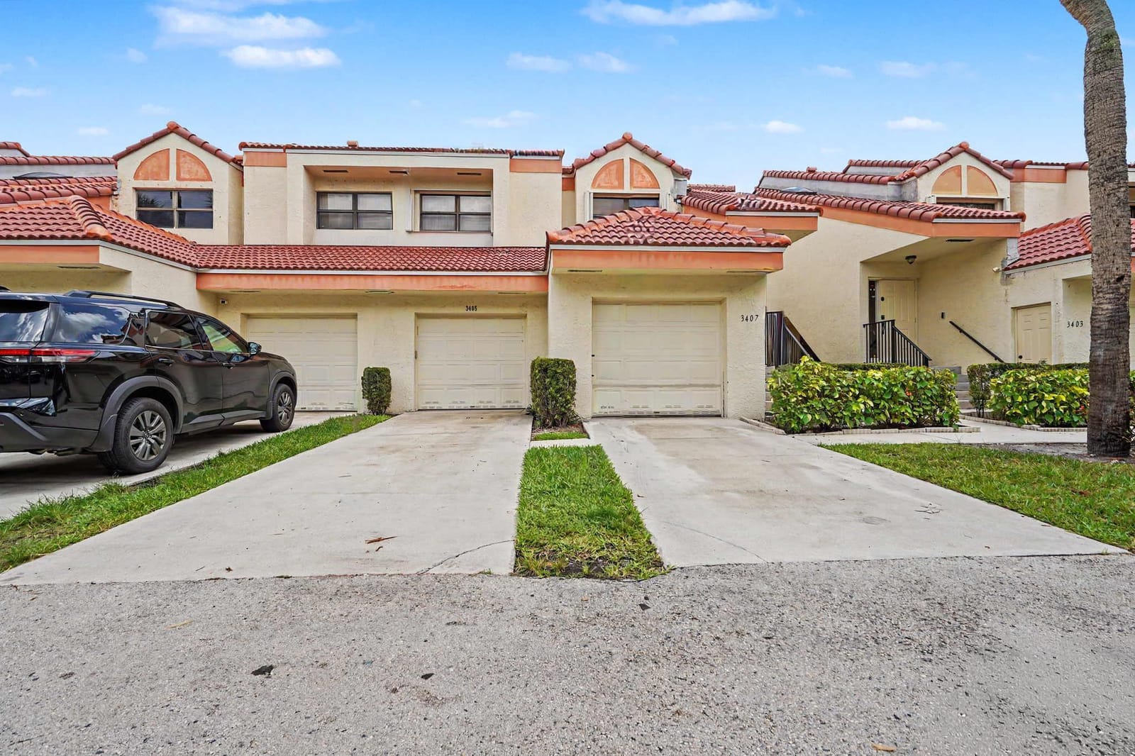3405 EMERALD OAKS Drive 207 — photo 3