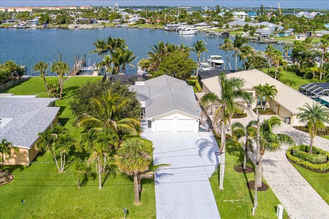 309 FERNANDINA Street, sold in ZIP 34949, Fort Pierce, FL